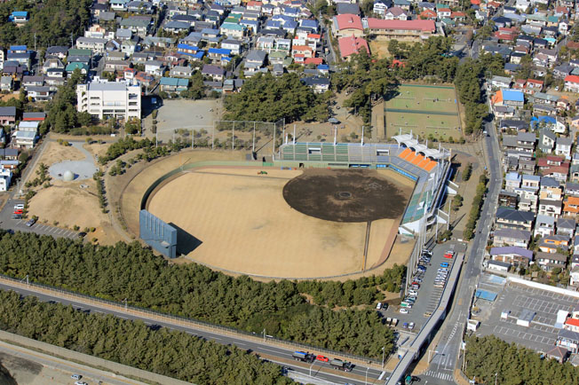 茅ヶ崎公園野球場